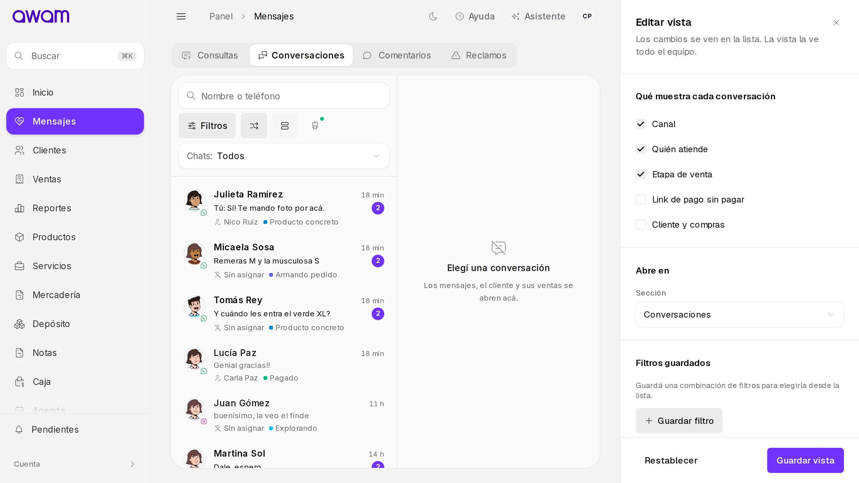 Mensajes con el panel Editar vista abierto al lado de la lista de conversaciones